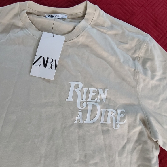 Zara 👕 - Picture 2 of 2